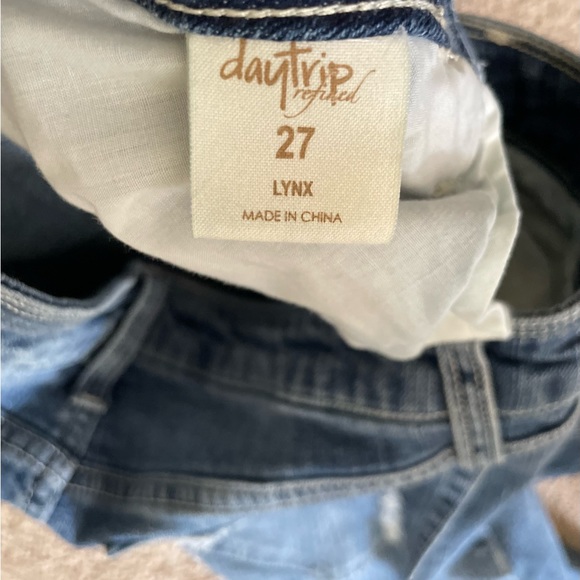 Jeans - Picture 3 of 4